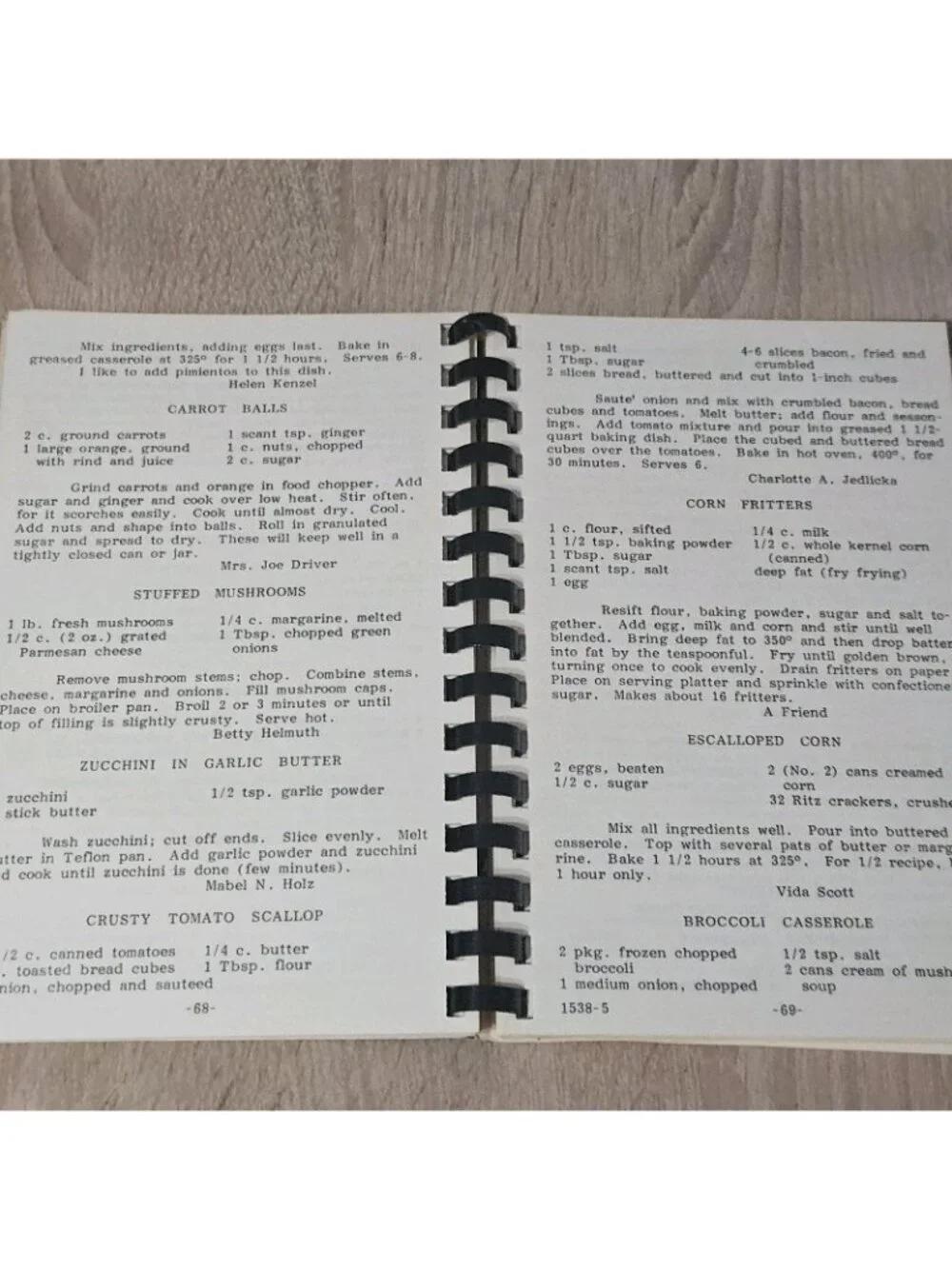 Vintage 1984 Berry-Good Recipes Cookbook United Methodist Church Palm Harbor Fl